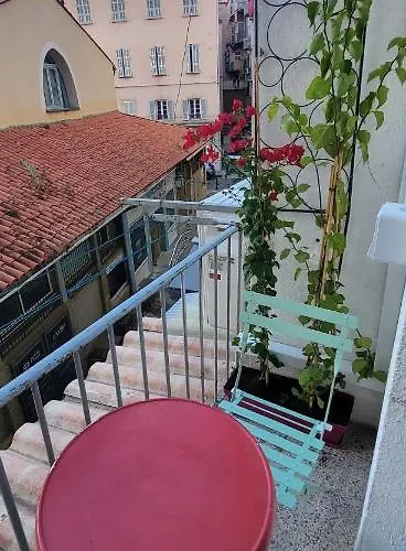 Apartment Superbe T2 Avec Balcons, Vieux Port, Hyper Centre