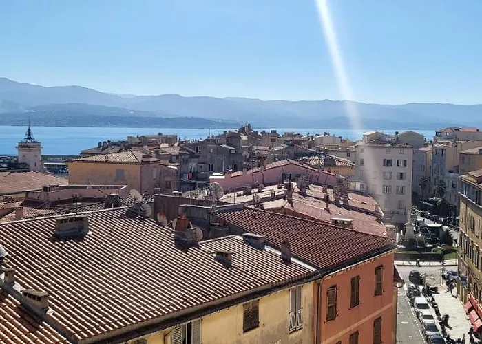 Superbe T2 Avec Balcons, Vieux Port, Hyper Centre Apartment Ajaccio (Corsica)